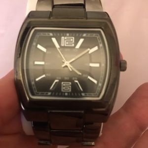 SOLD………Mens watch used twice needs battery